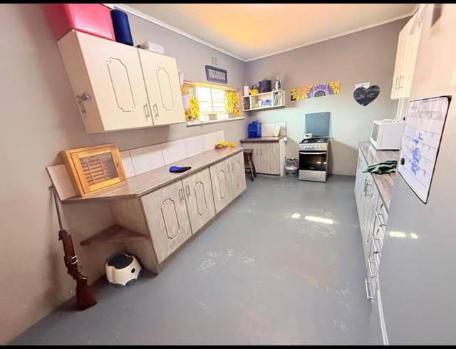 3 BEDROOM HOUSE FOR SALE IN VANDERBIJLPARK CE 2